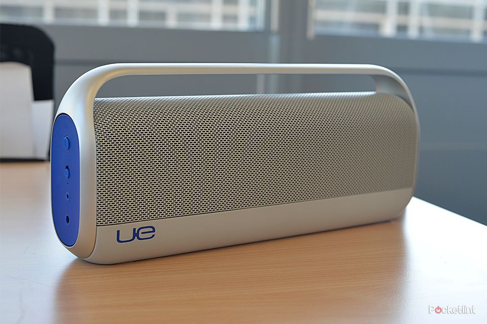 logitech ultimate ears boombox pictures and hands on image 1