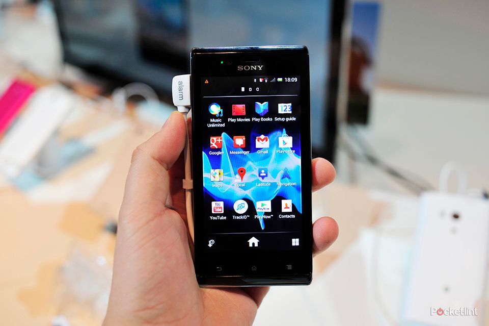 sony xperia j pictures and hands on image 1