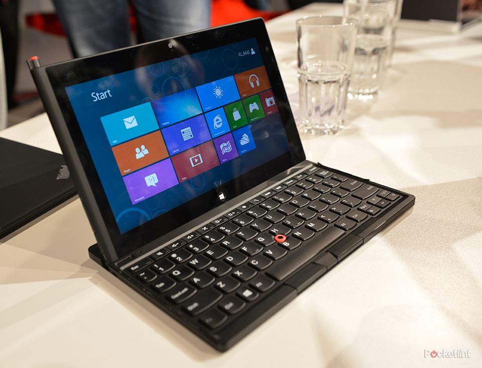 lenovo thinkpad tablet 2 pictures and hands on image 1