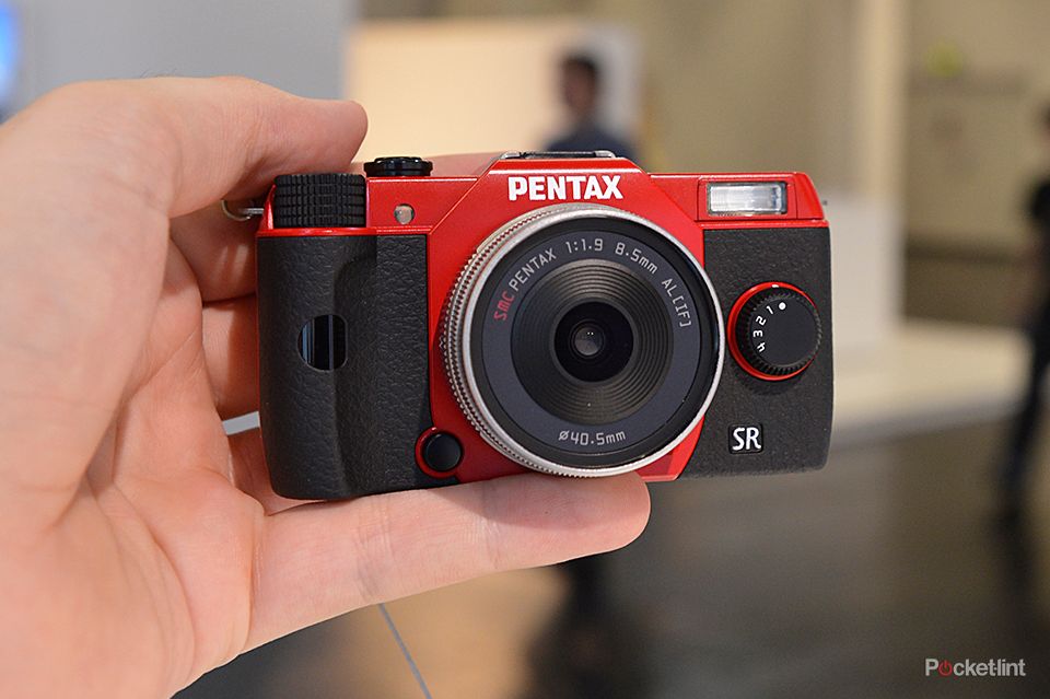 pentax q10 pictures and hands on image 1