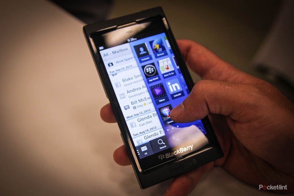 blackberry 10 and the alpha dev b pictures and hands on image 1