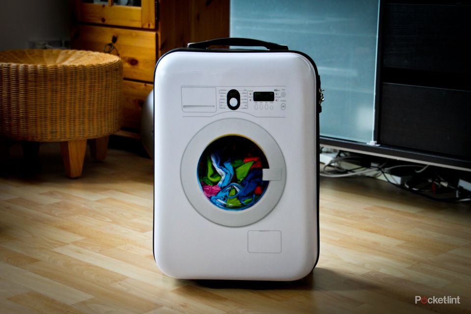 suitsuit case washing machine pictures and hands on image 1
