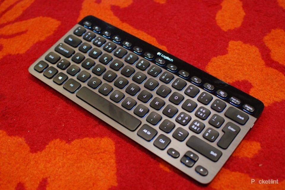 logitech windows 8 keyboards k810 g710 and washable k310 pictures and hands on image 1