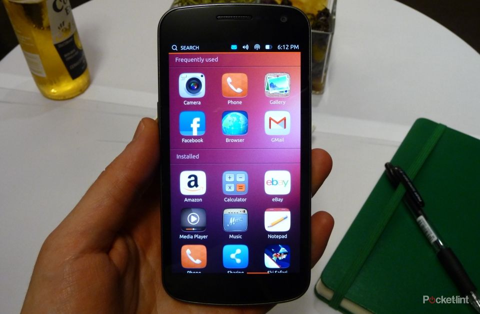 ubuntu phone pictures and hands on image 1