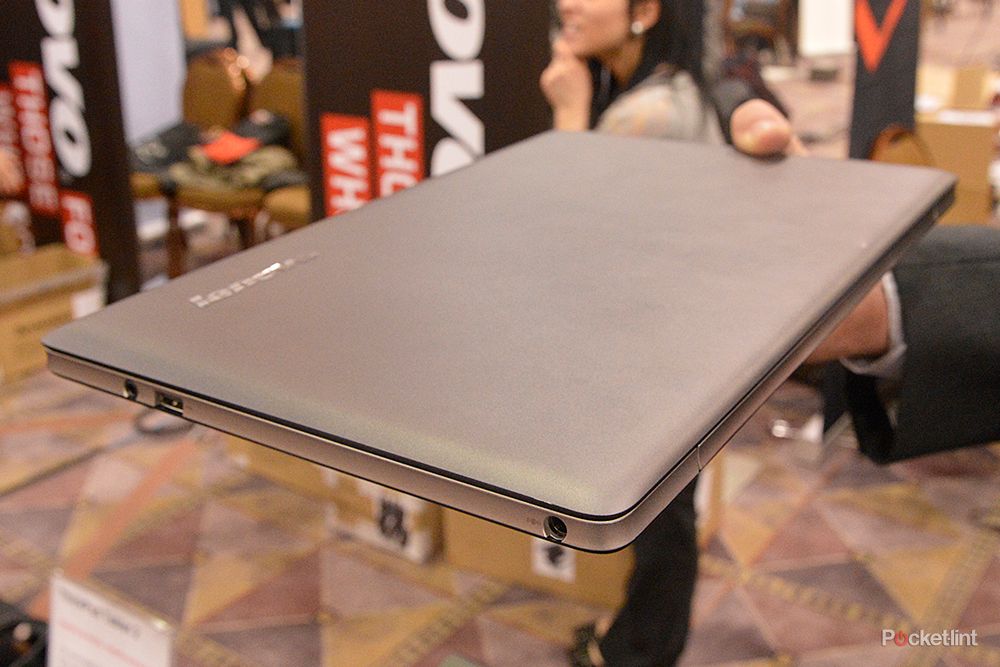 lenovo ideapad z500 touch 15 inch laptop pictures and hands on image 2