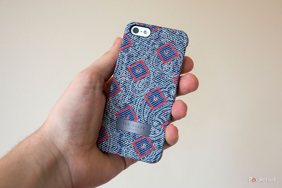 ted baker slimtim iphone 5 case by proporta pictures and hands on image 1