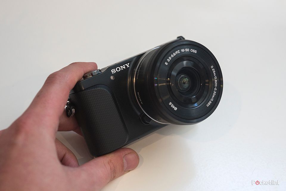 sony nex 3n pictures and hands on image 1