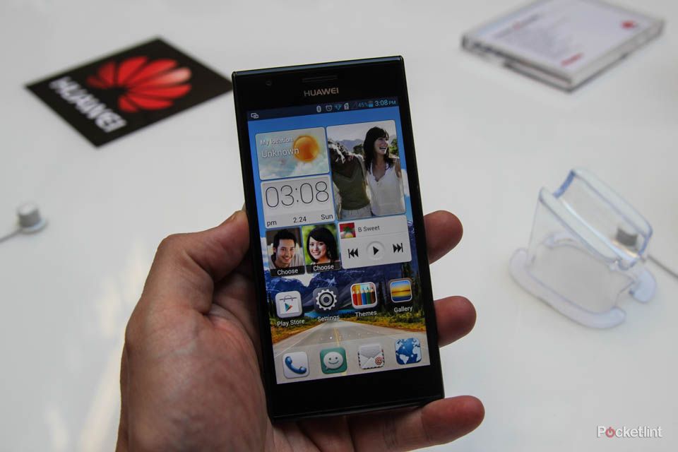 huawei ascend p2 pictures and hands on image 1