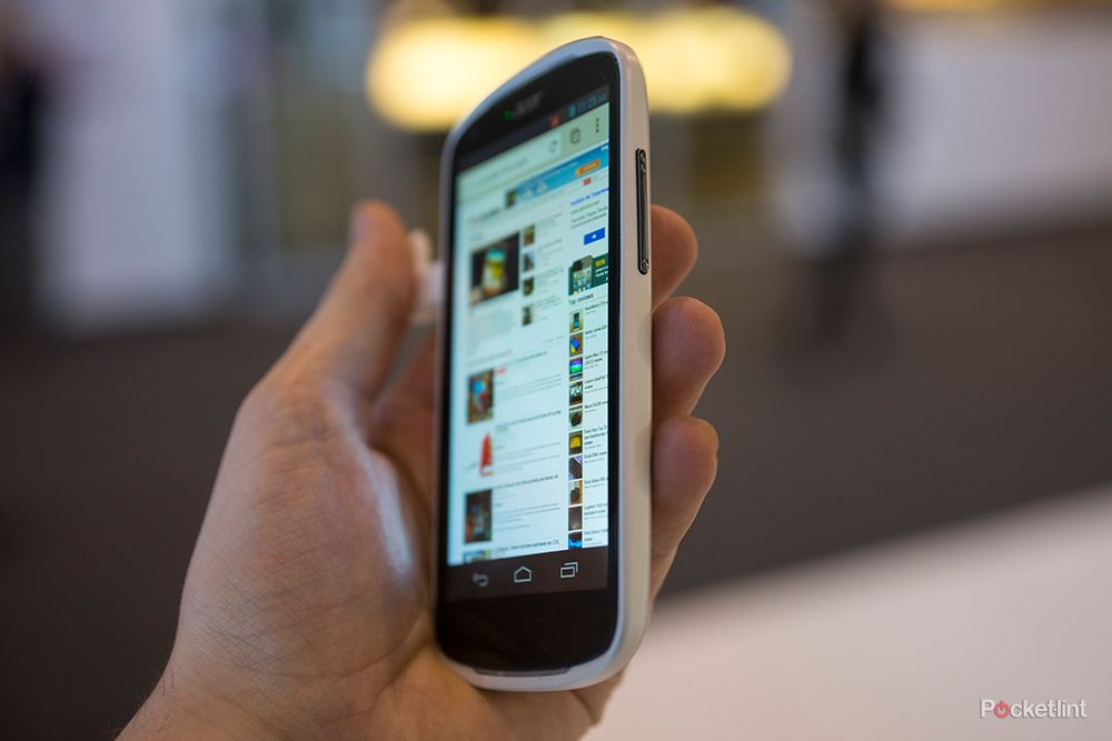 acer liquid e1 pictures and hands on image 2