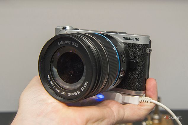 every samsung nx300 will come with free adobe lightroom 4 image 1