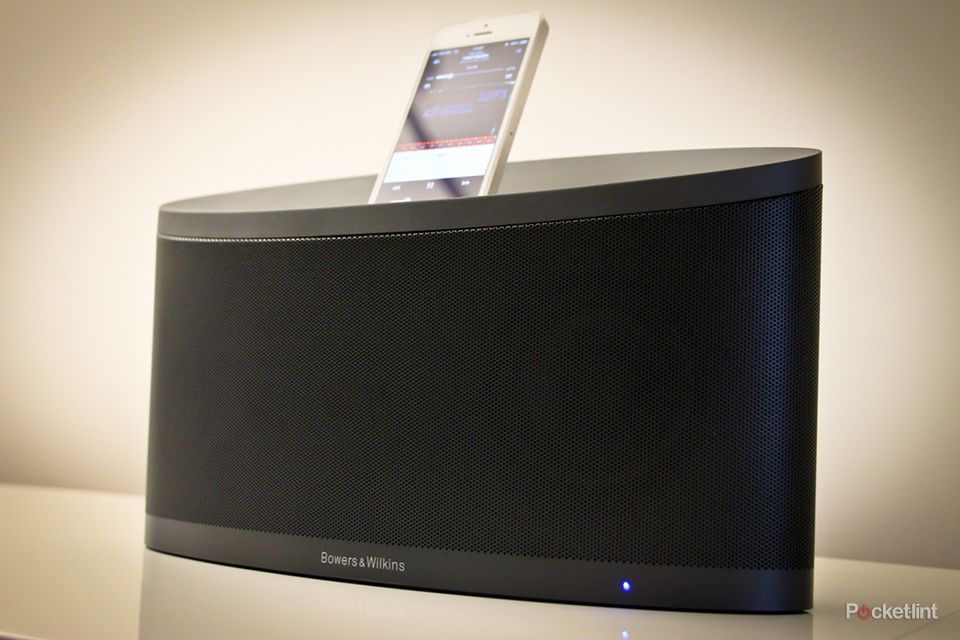 bowers wilkins z2 iphone 5 and airplay dock pictures and hands on image 1