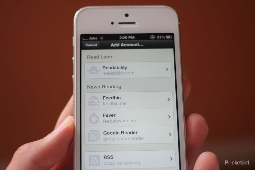 reeder for iphone skirts death updated with feedbin and standalone rss support image 1