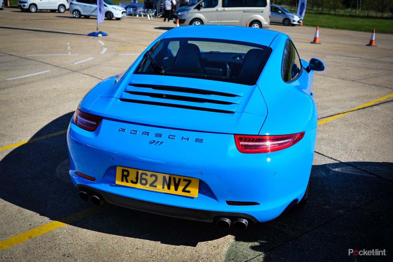 porsche 911 carrera pictures and hands on image 2