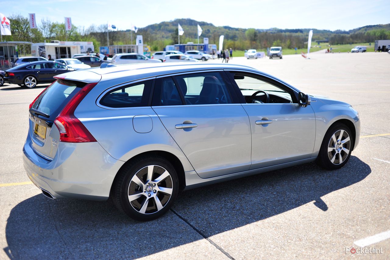 volvo v60 d6 plug in hybrid pictures and hands on image 1