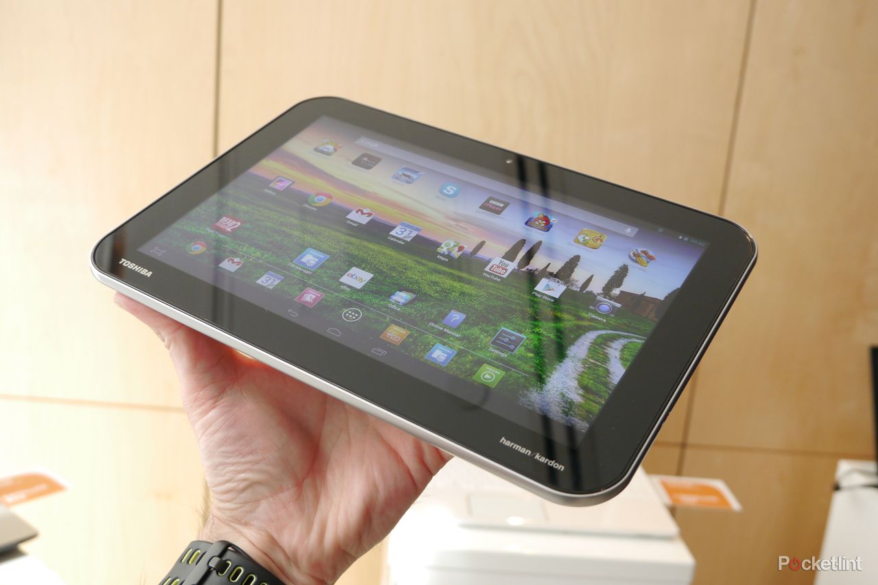 toshiba excite pro and excite write pictures and hands on image 11