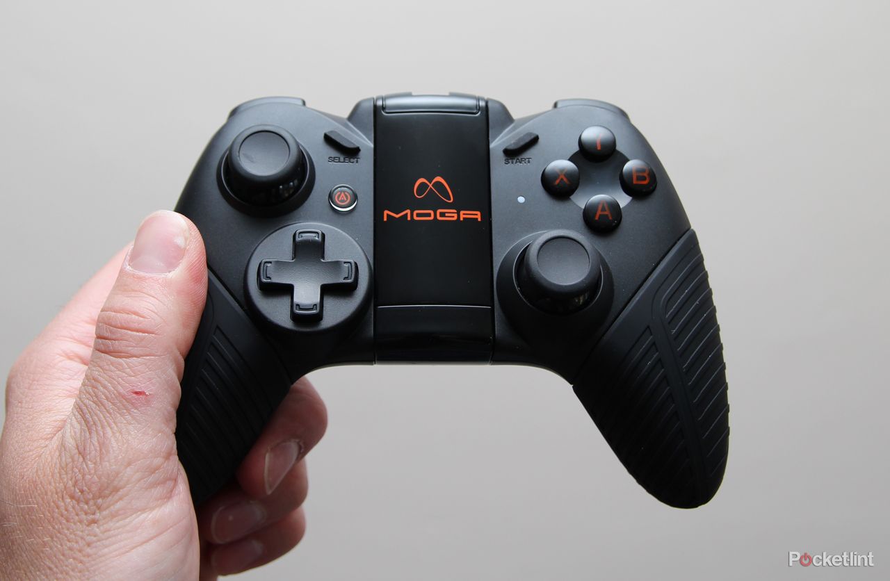 moga pocket and pro hands on with the android accessory that will change the way you game image 7