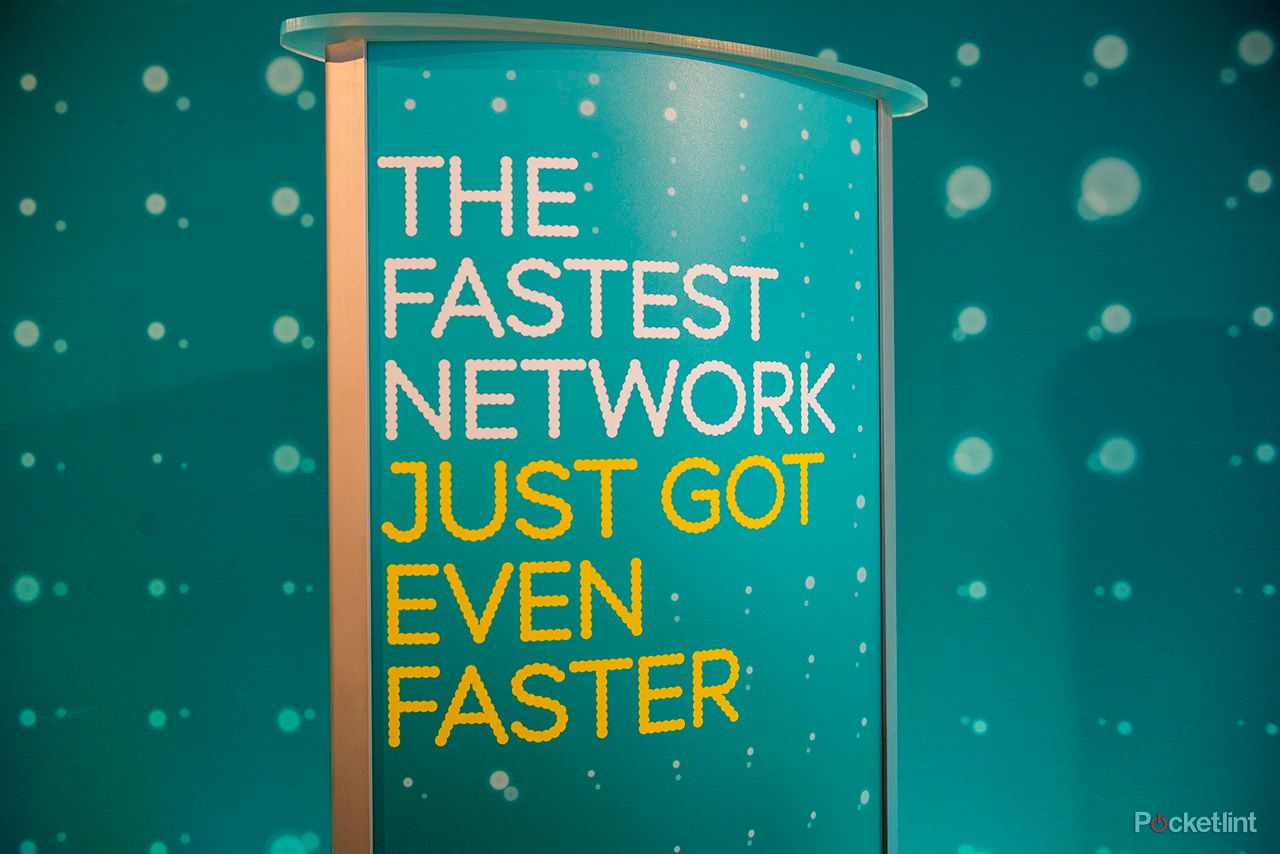 ee doubling 4g speeds offering shared 4gee plans introducing mobile payments image 1