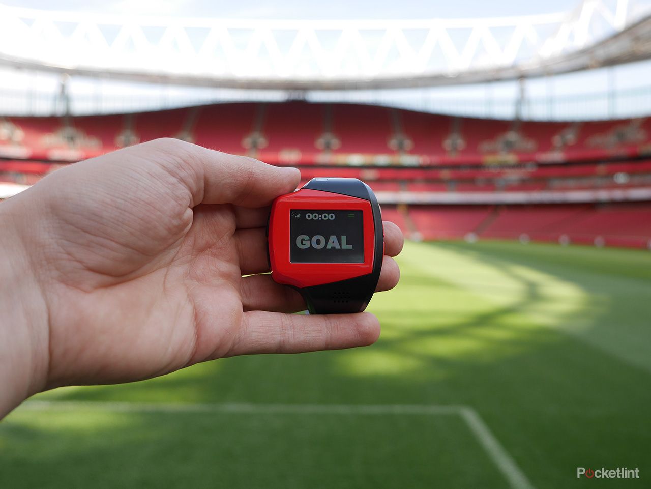 goal line tech we play referee with the hawk eye system ahead of 2013 14 premier league debut image 1