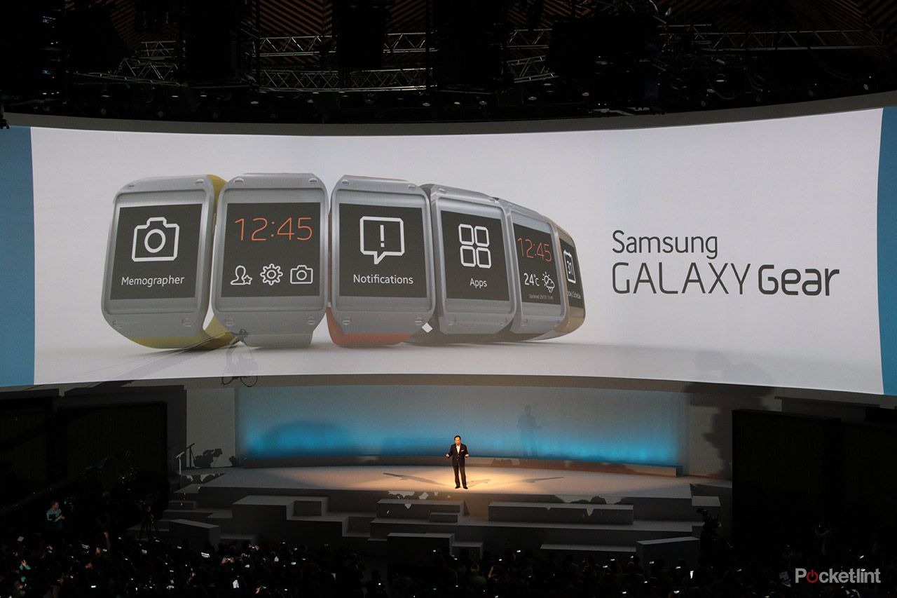 galaxy gear is launching with 12 featured apps including ebay myfitnesspal and more image 1