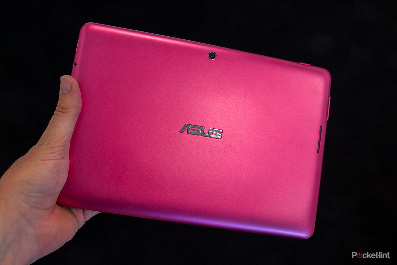 asus memo pad 10 hands on tablet looks pretty in pink launches alongside memo pad 8 image 1