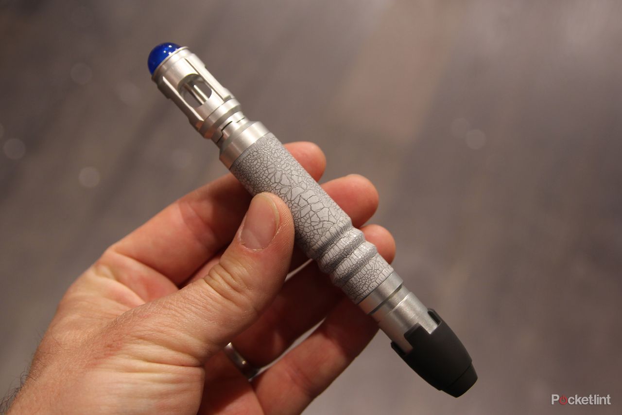 tenth doctor who sonic screwdriver universal remote pictures and hands on image 1