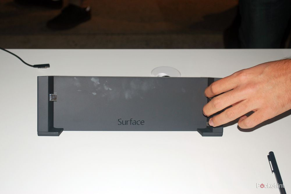 surface 2 accessories hands on with the latest extras image 8