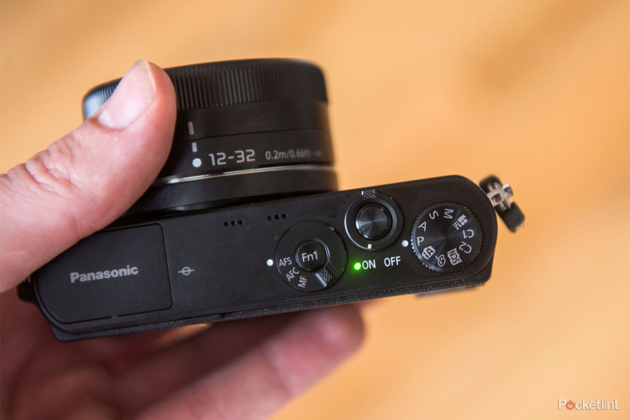 Panasonic's Lumix GM1 is the smallest Micro Four Thirds camera yet - The  Verge