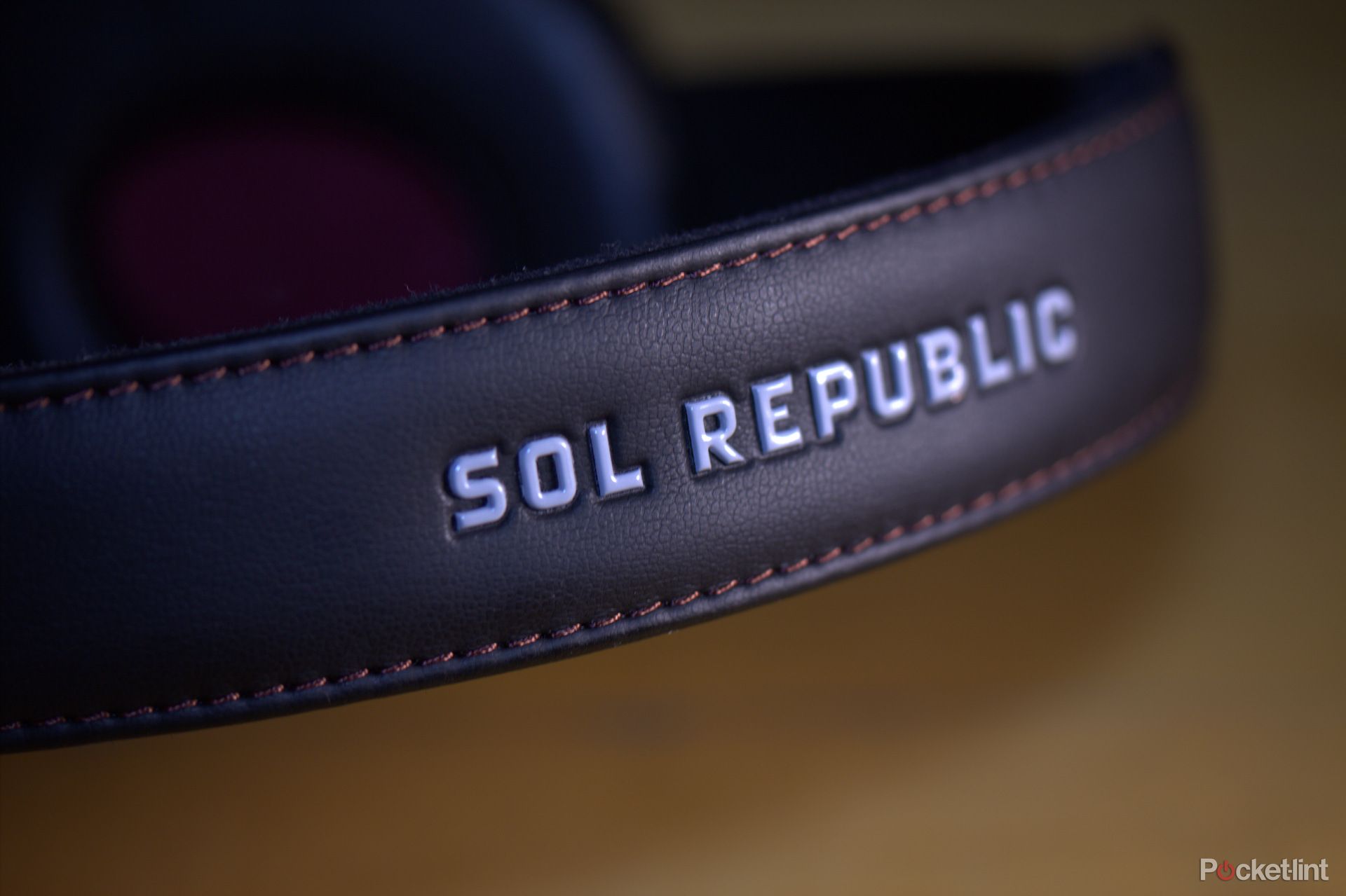 sol republic master tracks xc headphones studio tuned by calvin harris image 4