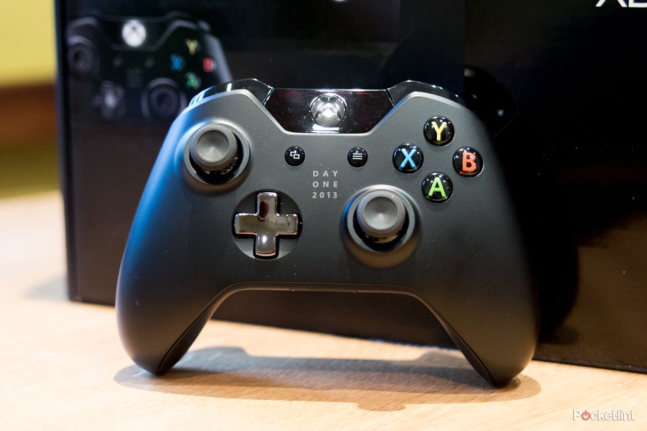 Day one xbox store controller