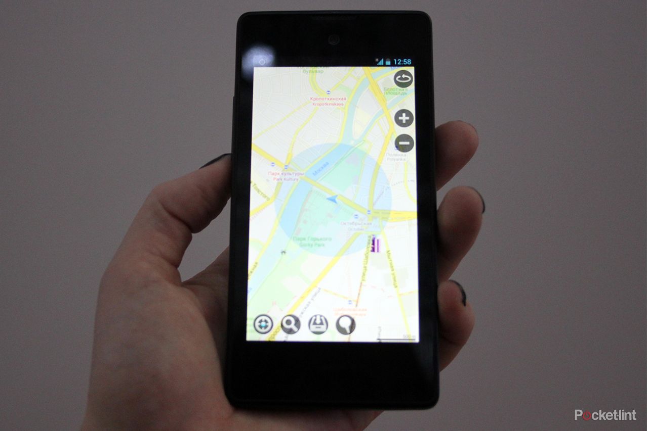 hands on yotaphone review image 13