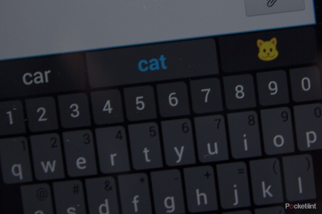 swiftkey 4 5 beta adds emoji support and option for number row image 2