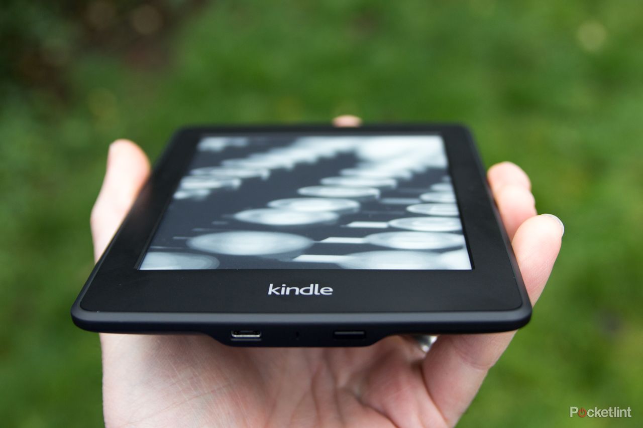 amazon kindle paperwhite 2013 review image 4
