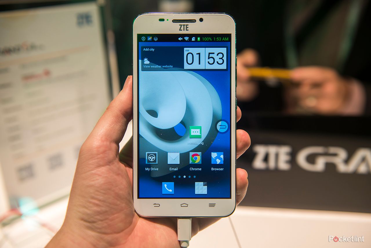 hands on zte grand s ii is bigger bolder and more powerful than original image 1