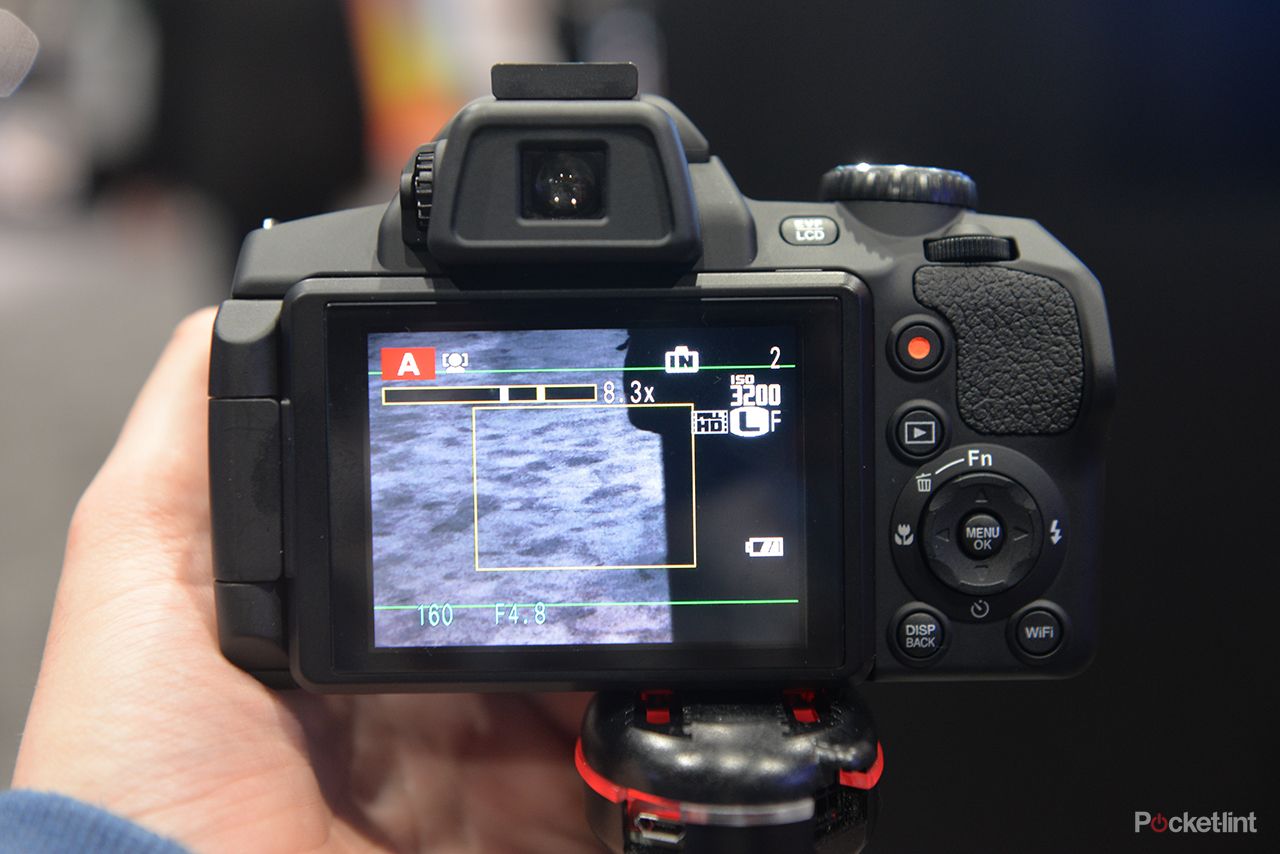 hands on fujifilm finepix s1 review image 4