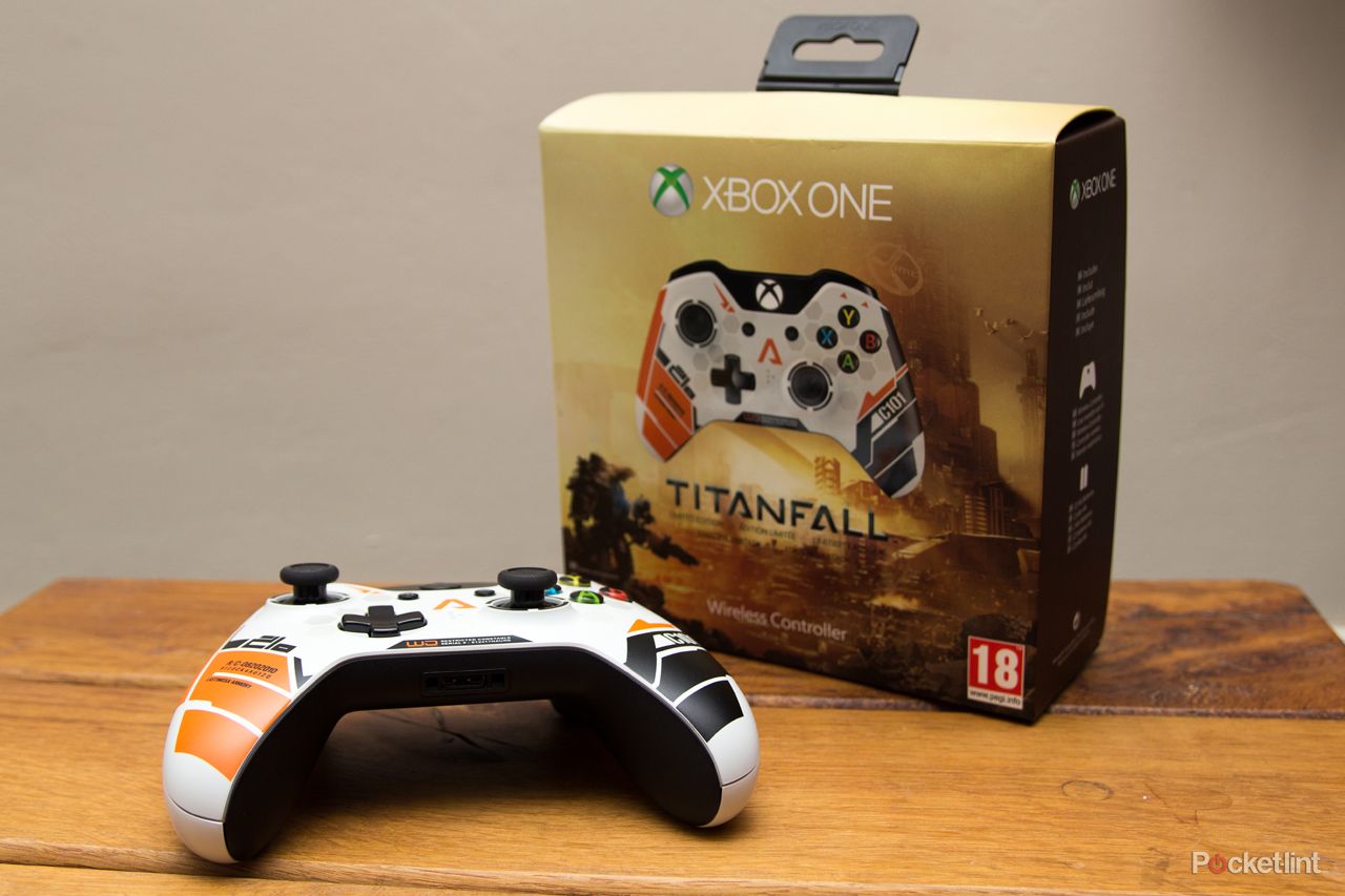 xbox one titanfall controller pictures and hands on image 16
