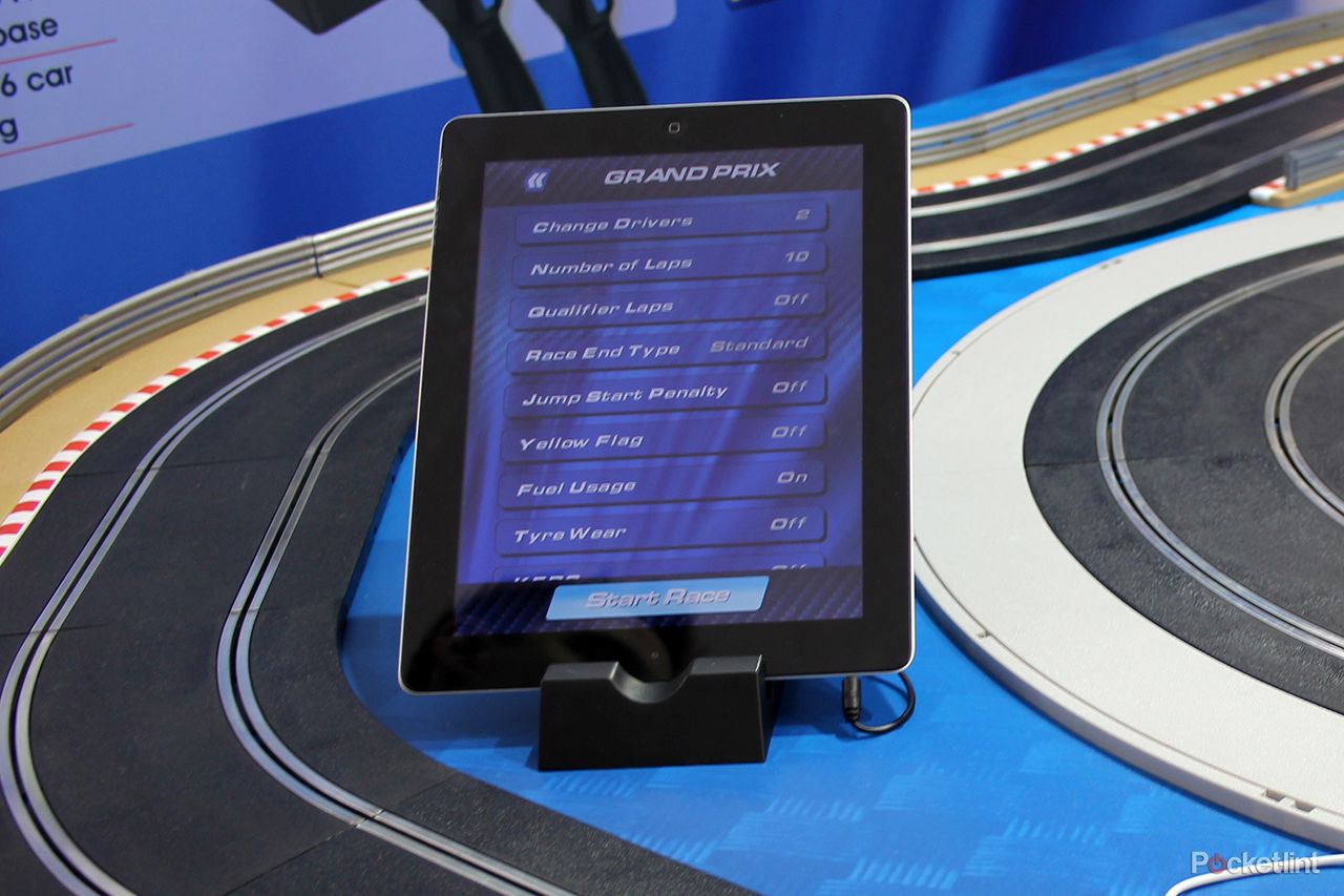 hands on scalextric rcs race control system review video image 7