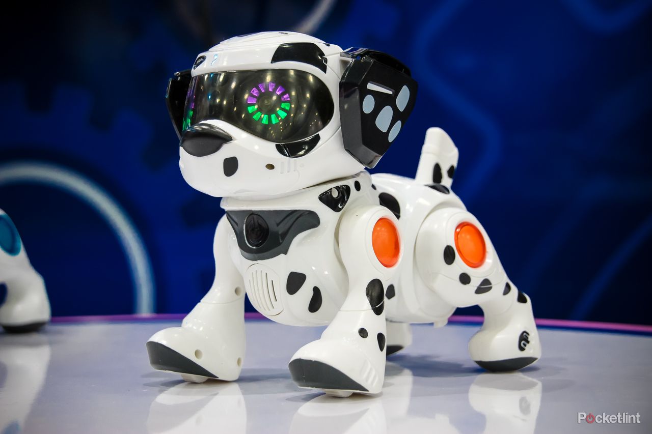 teksta t rex kitty and dalmation pictures and hands on the new robot pet range for 2014 video image 13
