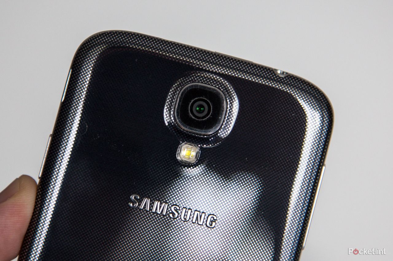 samsung s new led components could improve galaxy s5 flash and hint at april launch image 1