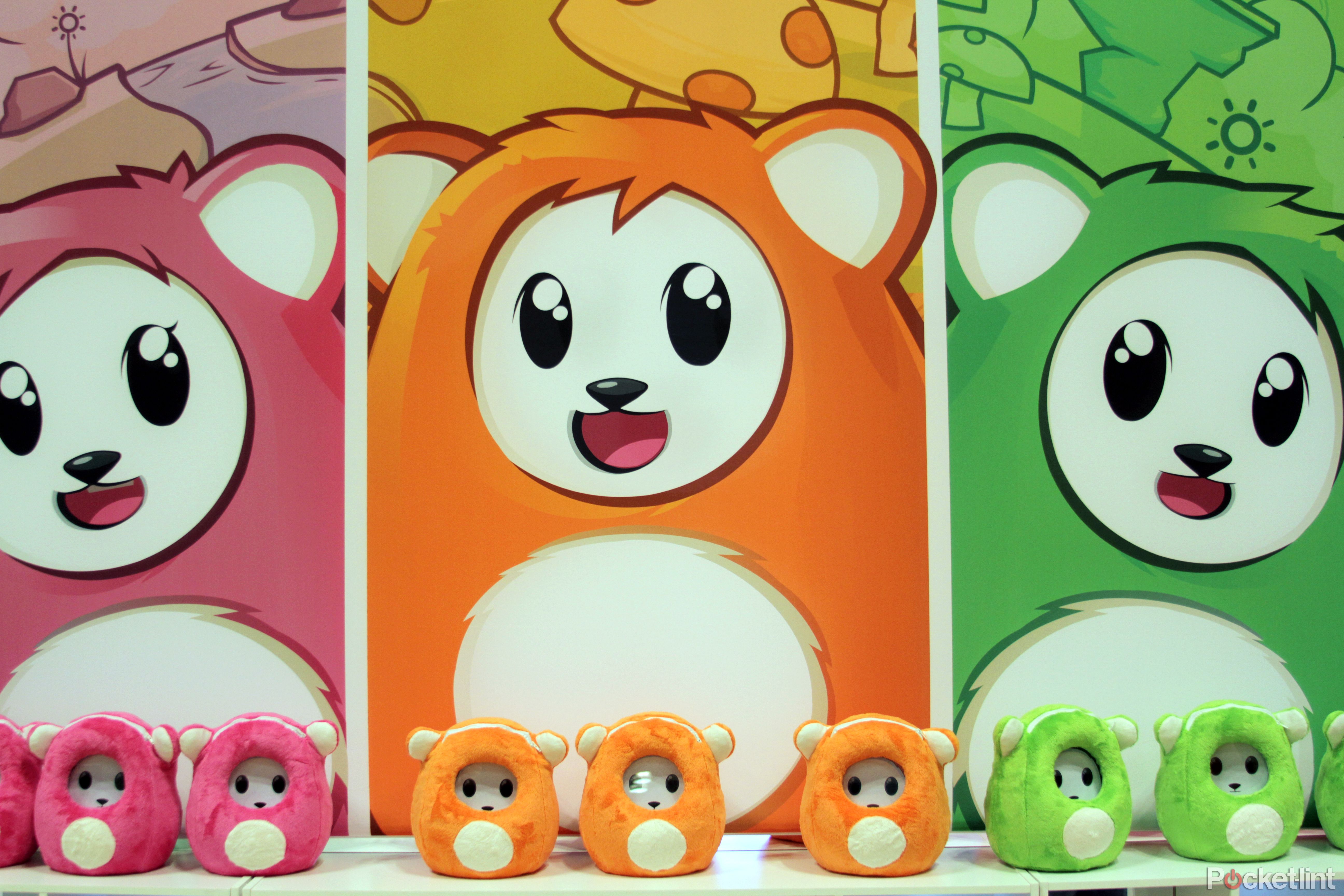 hands on ubooly plush toy and interactive app for mobile devices review image 1