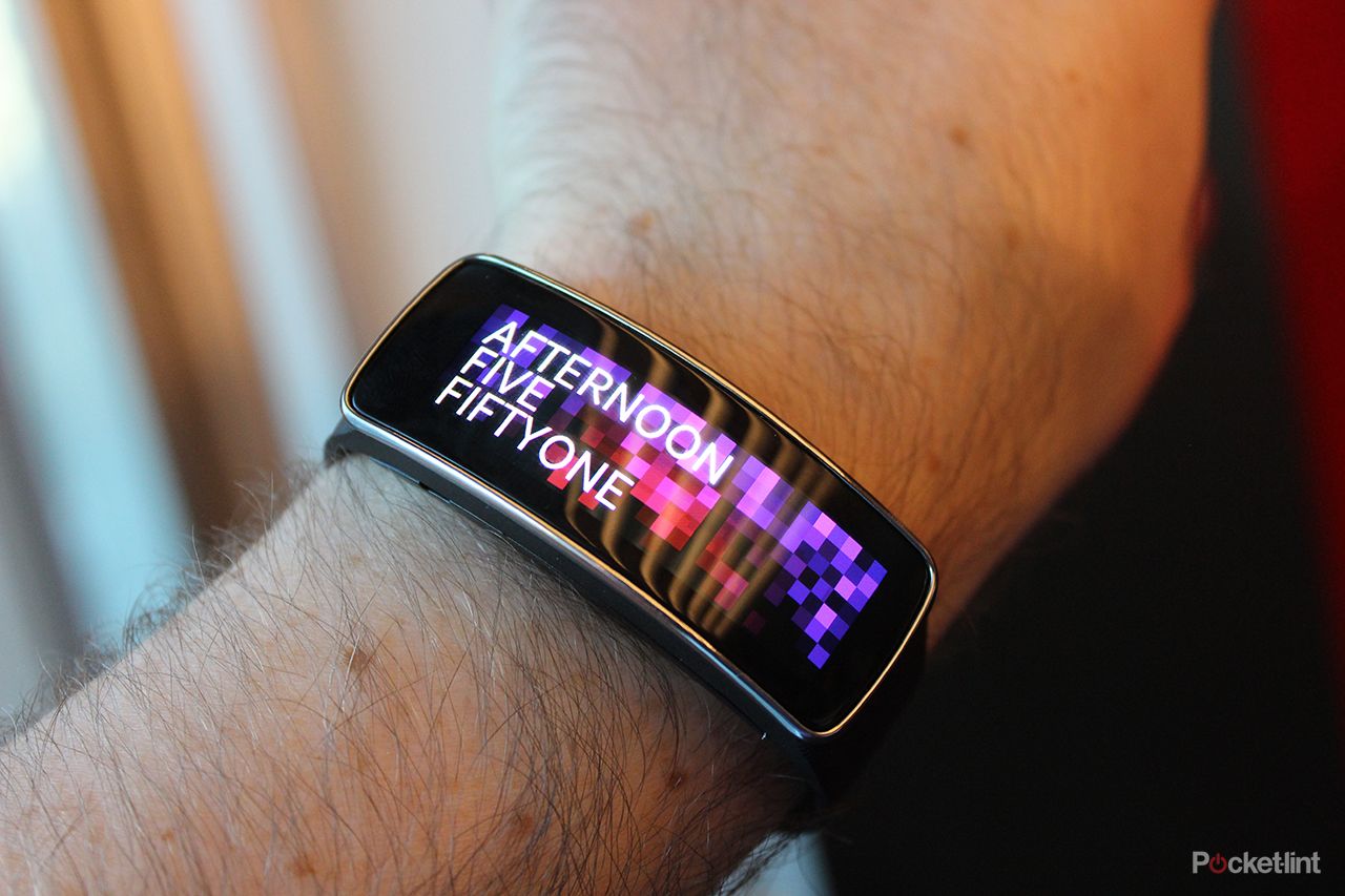 hands on samsung gear fit review image 1