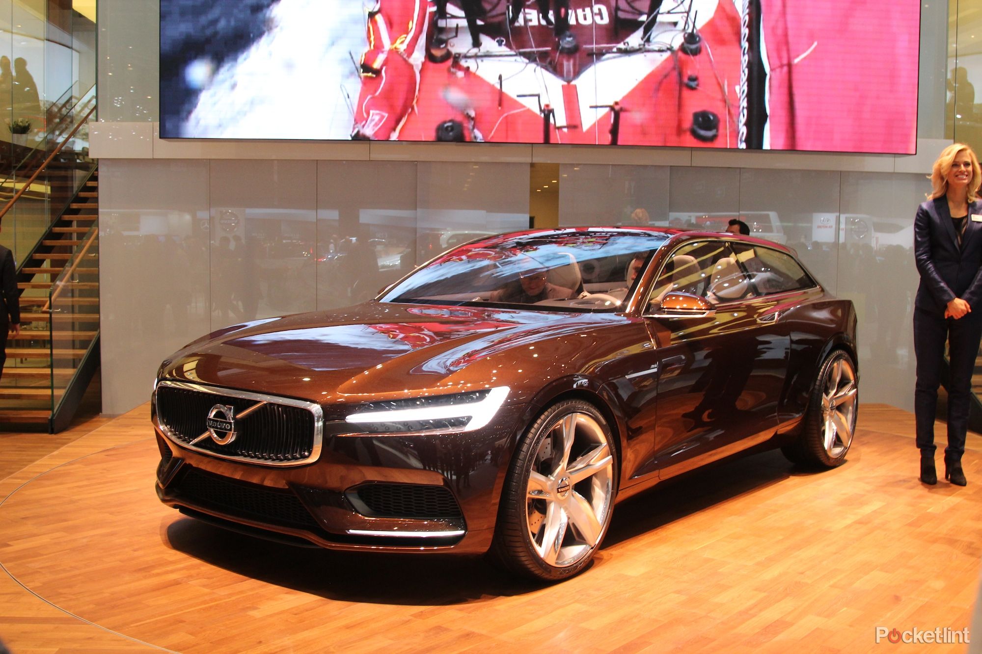 volvo concept estate pictures and hands on image 1
