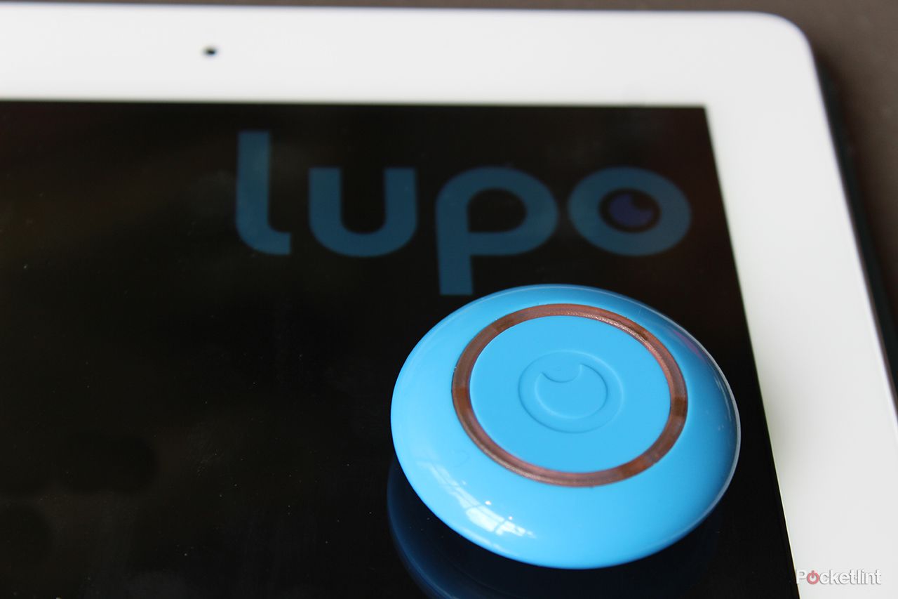 hands on lupo bluetooth smartphone finder security tag and controller review image 1