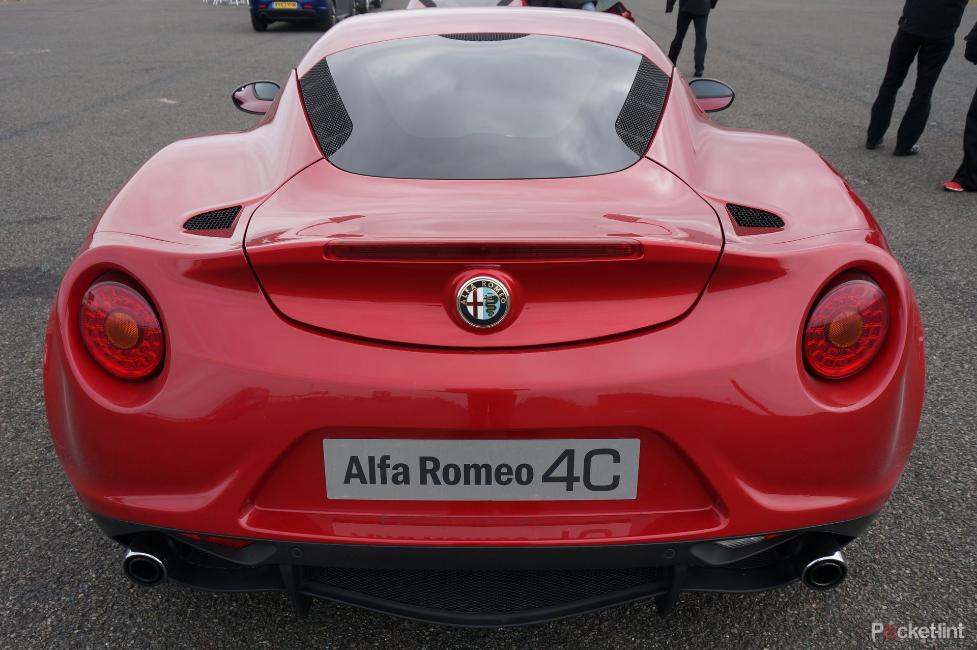 hands on alfa romeo 4c review image 16