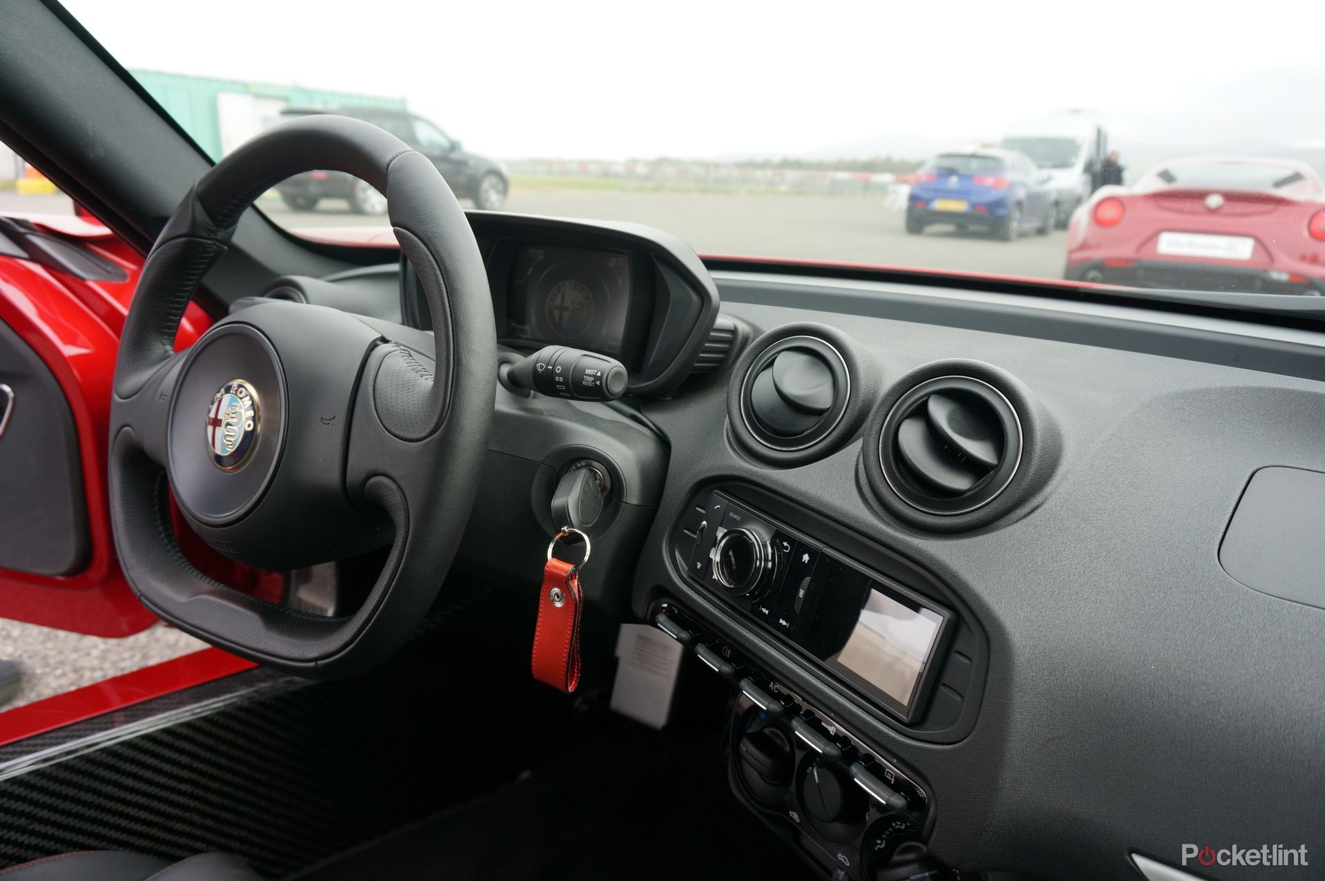 hands on alfa romeo 4c review image 6
