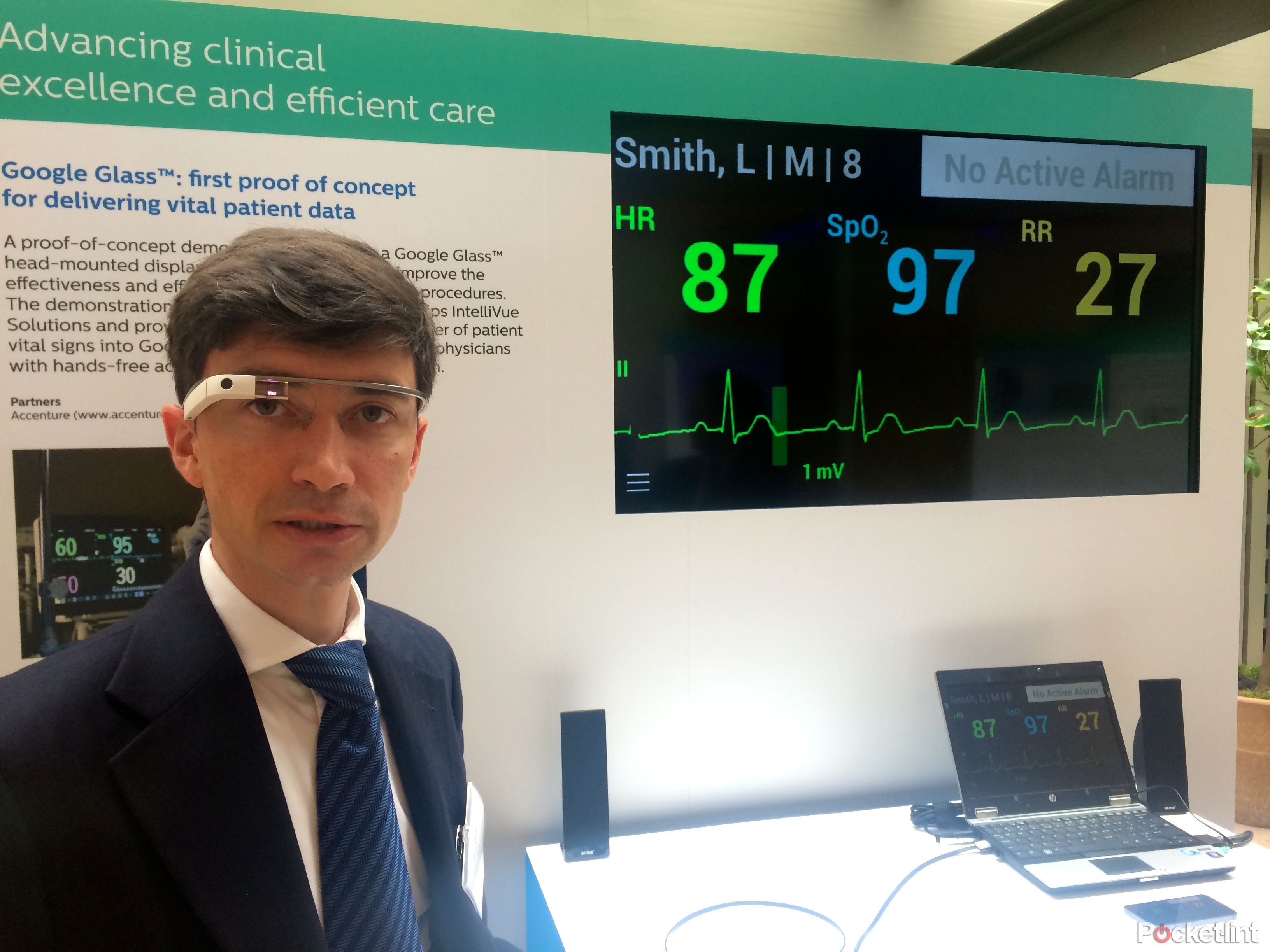 philips google glass concept for doctors delivers vital stats as they operate image 1