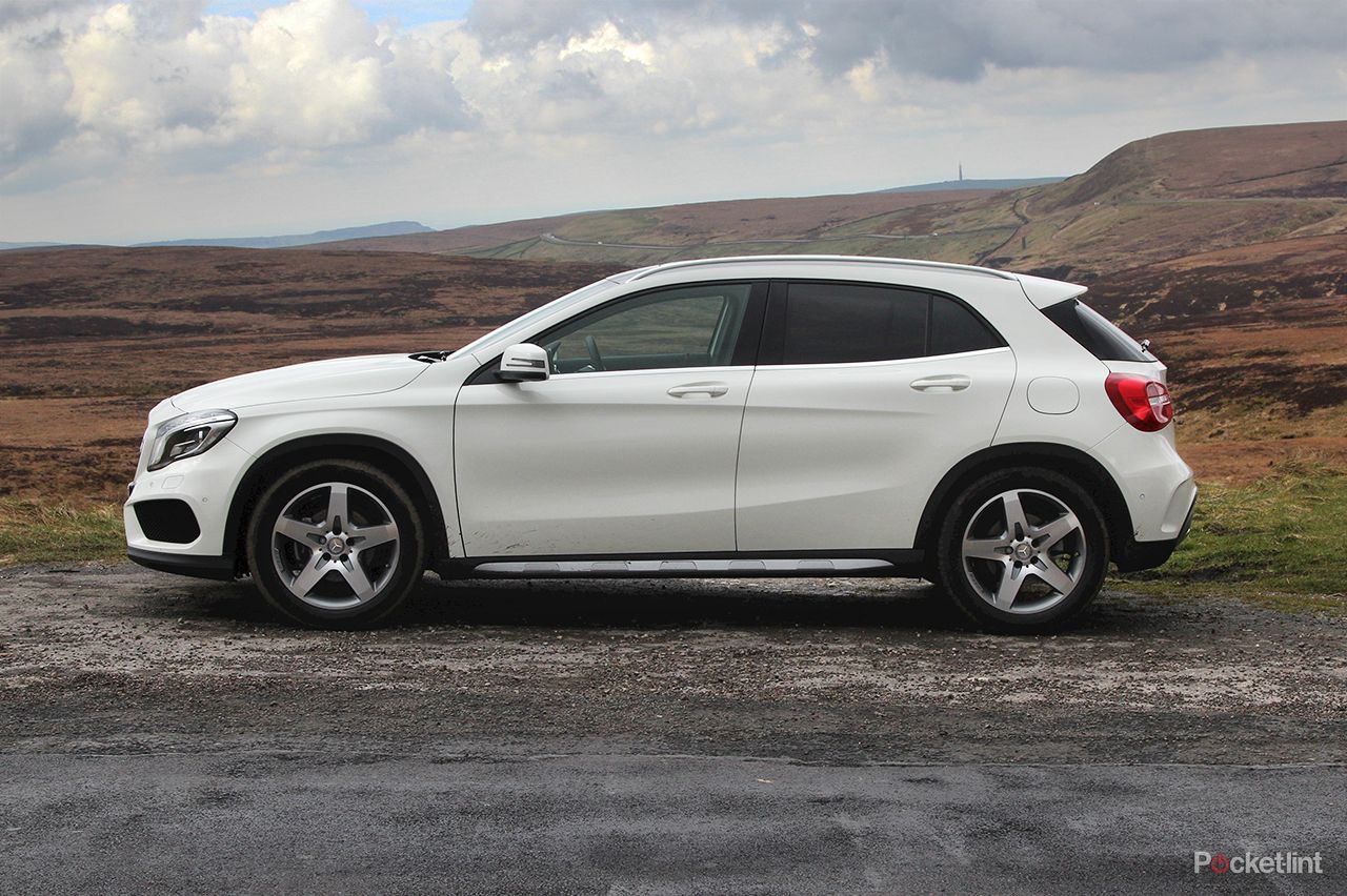 hands on mercedes gla review image 6