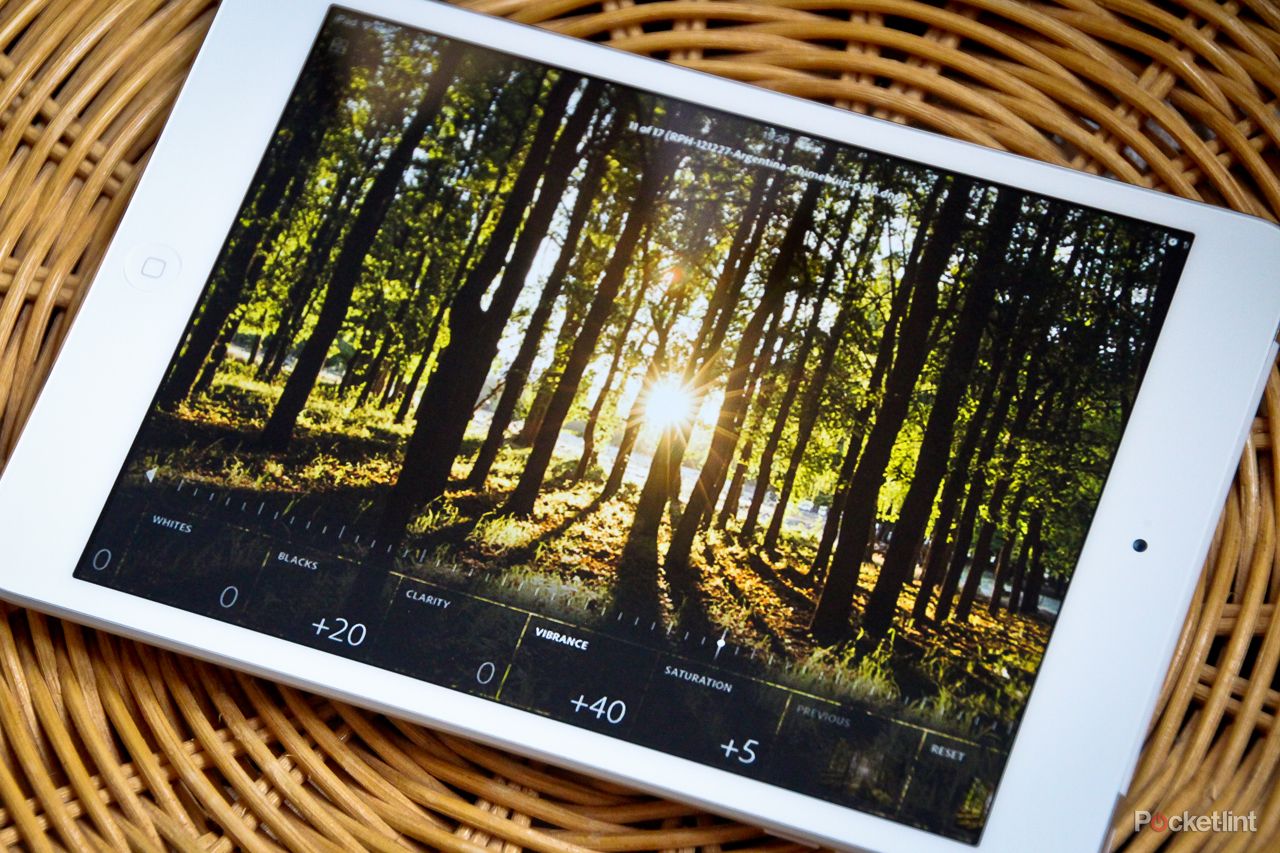 adobe lightroom mobile for ipad is here what is it and what can it do  image 1