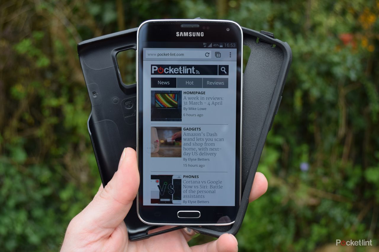 hands on otterbox commuter case for samsung galaxy s5 review image 3