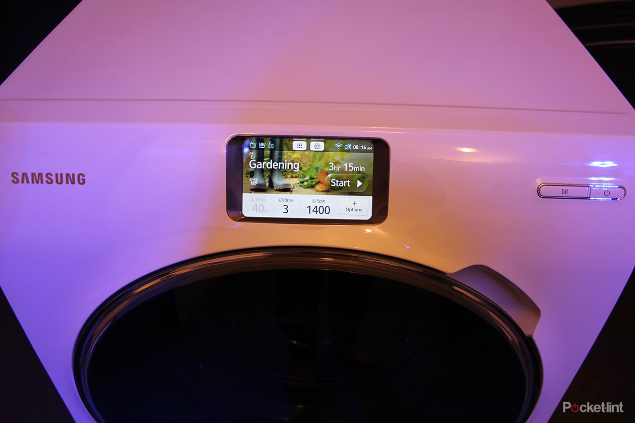 samsung ww9000 smart washing machine offers full lcd touchscreen smartphone like controls image 7