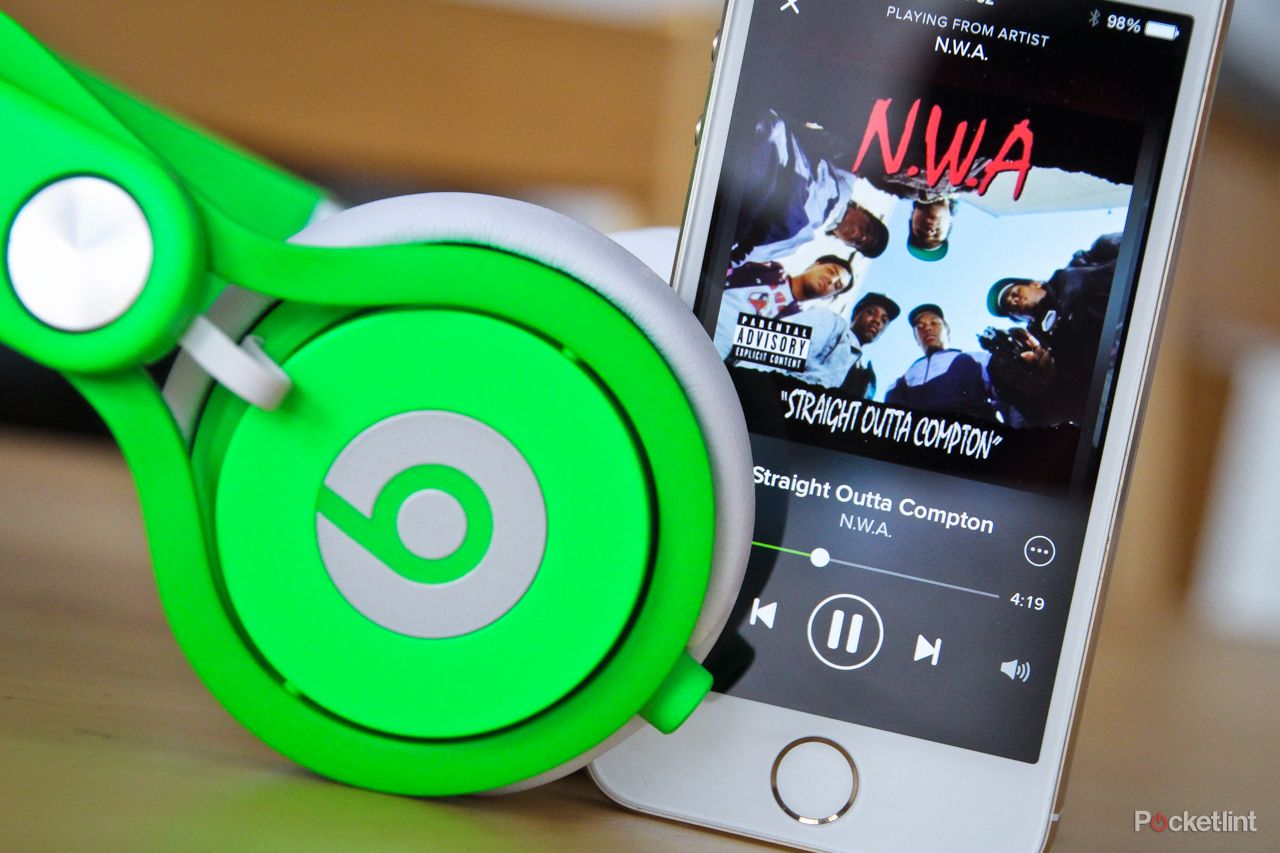 apple not happy about beats leak and dr dre boasts deal off image 1